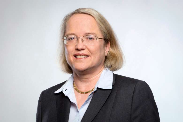 Dr. Kerstin Böcker Dr. Kerstin Böcker