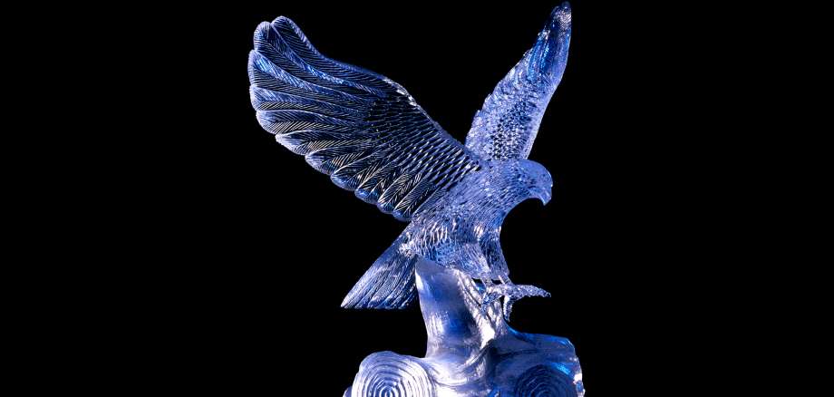 Adler-Statue aus Glas