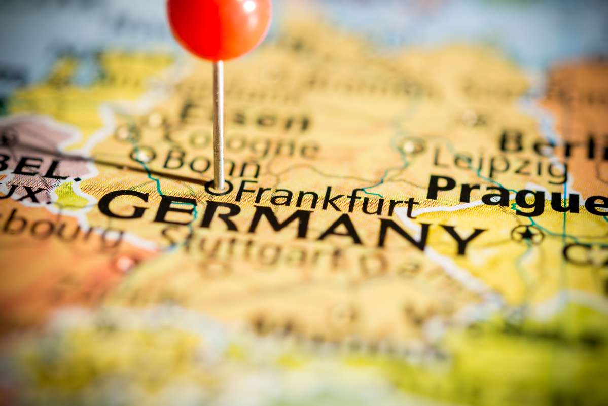 German map extract pointing at Frankfurt