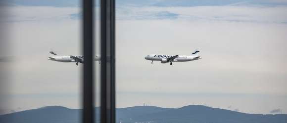 aircraft approaching Frankfurt aircraft approaching Frankfurt